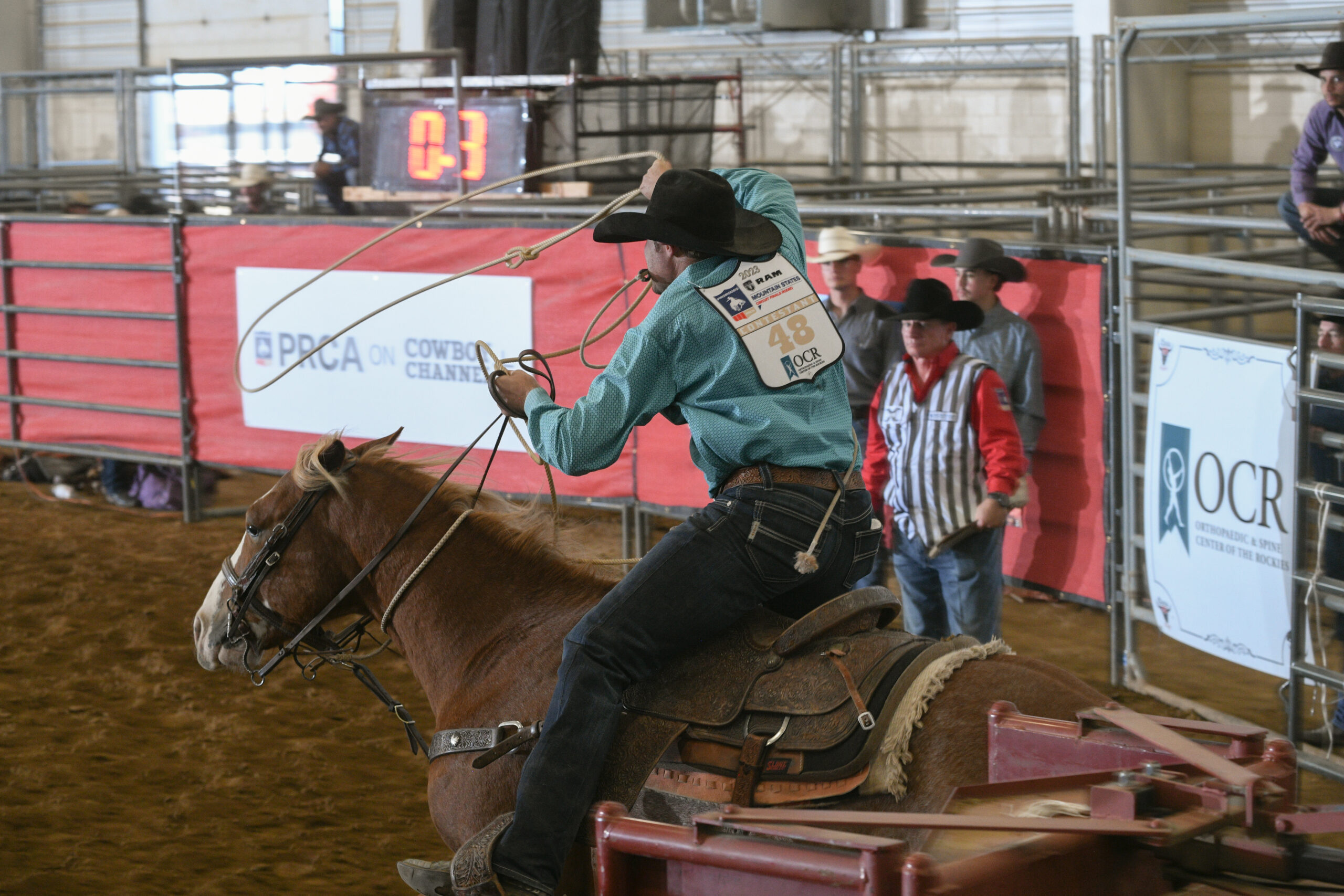 JD McCuistion steps off his horse at the 2023 Mountain States Circuit Finals.