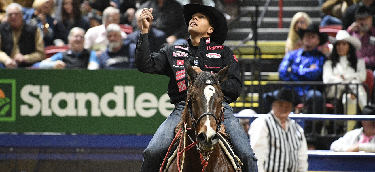 Shad Mayfield cashes his first check of the 2023 NFR with a Round 4 win.