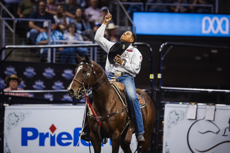 Shad Mayfield after winning $41,000 aboard Lollipop in Sioux Falls | Clay Guardipee photo