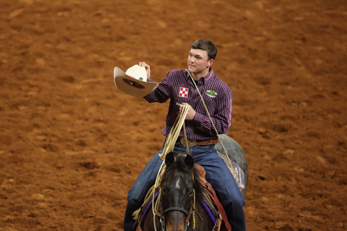 Kincade Henry tipping his hat after winning the 2026 Fort Worth Stock Show & Rodeo